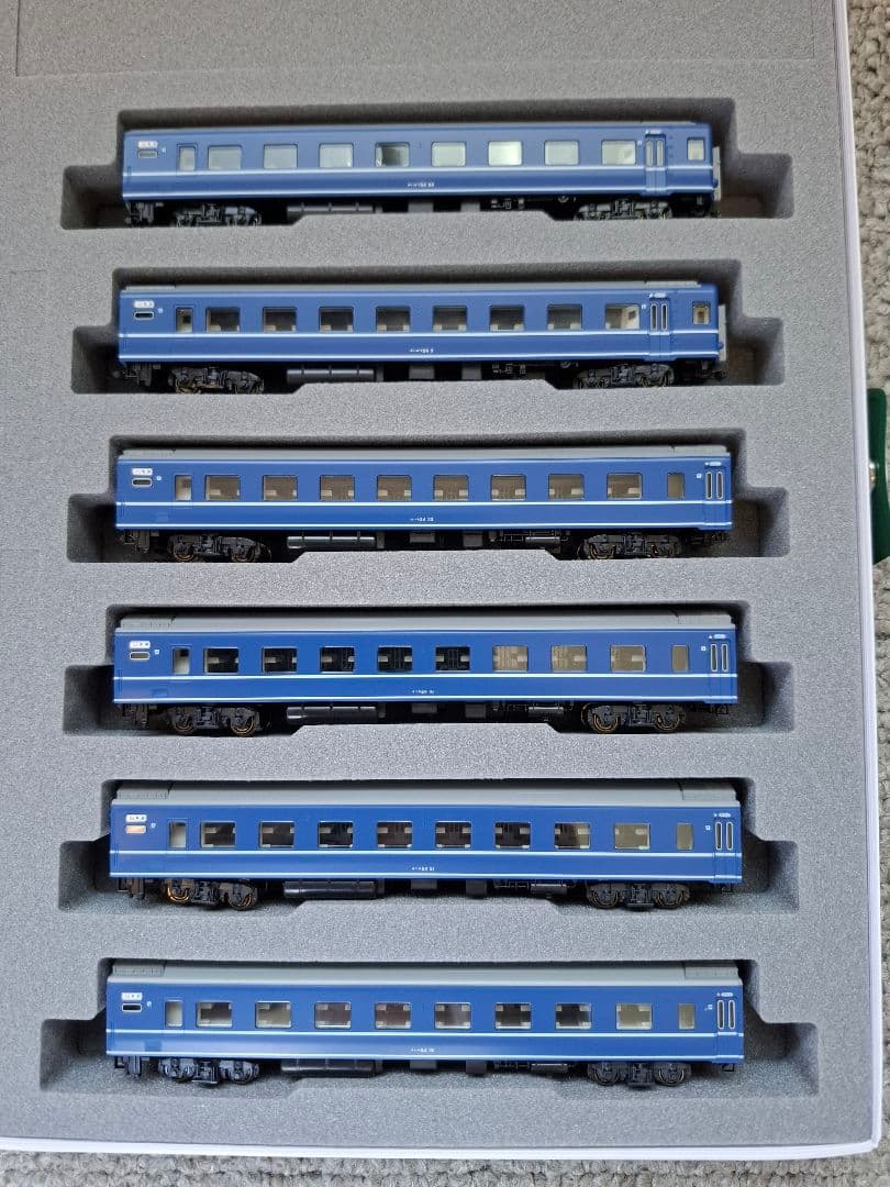 KATO 寝台特急「ゆうづる」24系　基本+増結12両セット