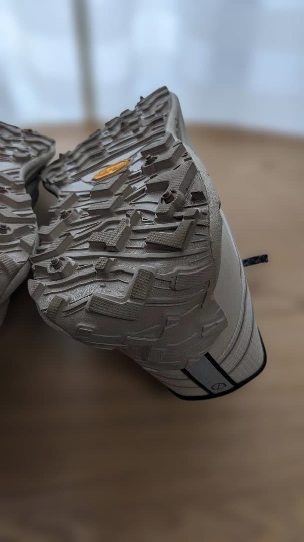 norda 002 トレイルランニングシューズ Cinder 29.5cm