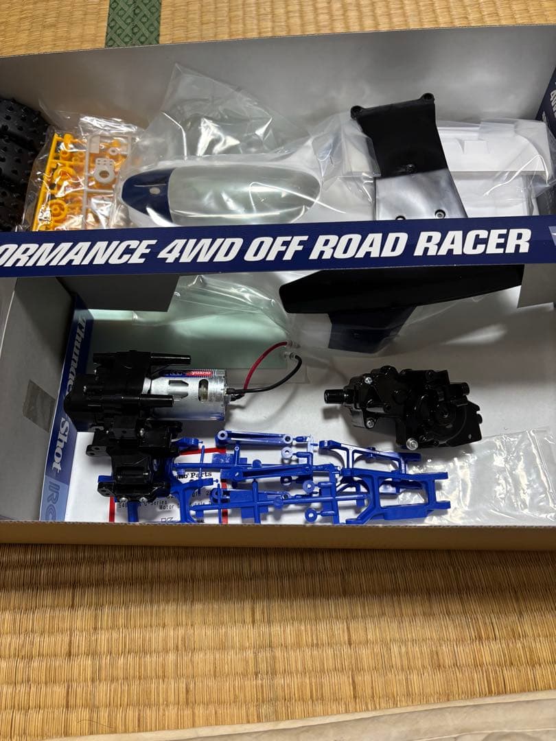 タミヤ サンダーショット4WD レーシングバギー(2022年復刻版)組み立て途中