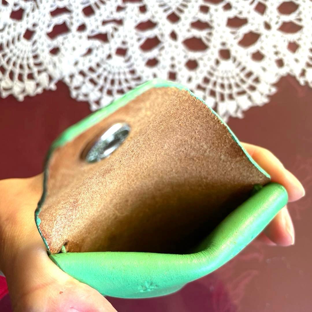 クレヨンしんちゃん 革ケース　財布　小物入れ（新品未使用）