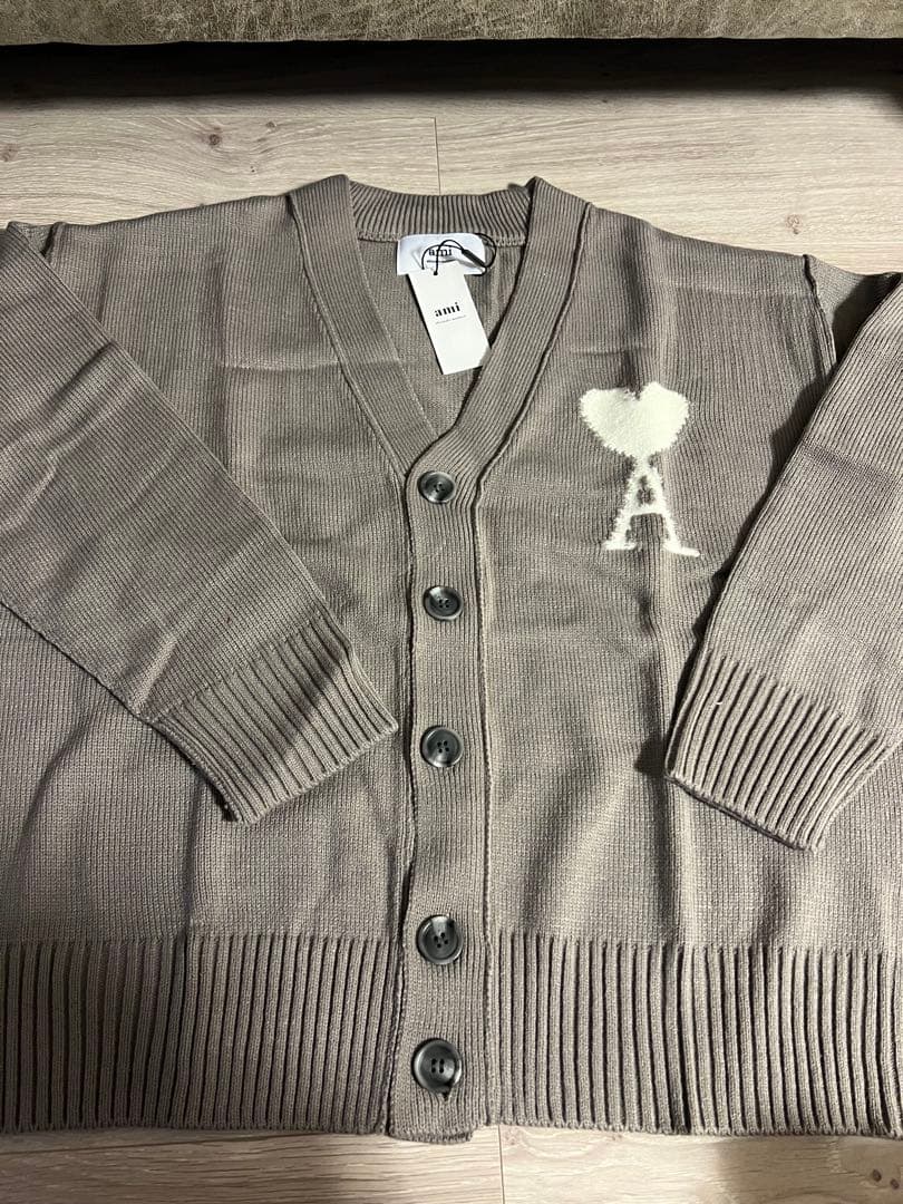 AMI PARIS ハート刺繍 ニットカーディガン 春秋モデルグレー AMI Alexandre Mattiussi AMI PARIS アミパリス カーディガン ニット