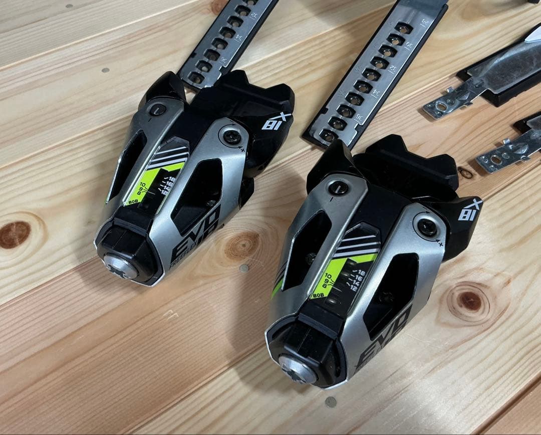 新品未使用品】チロリア FREEFLEX EVO 18X アルペンビンディング