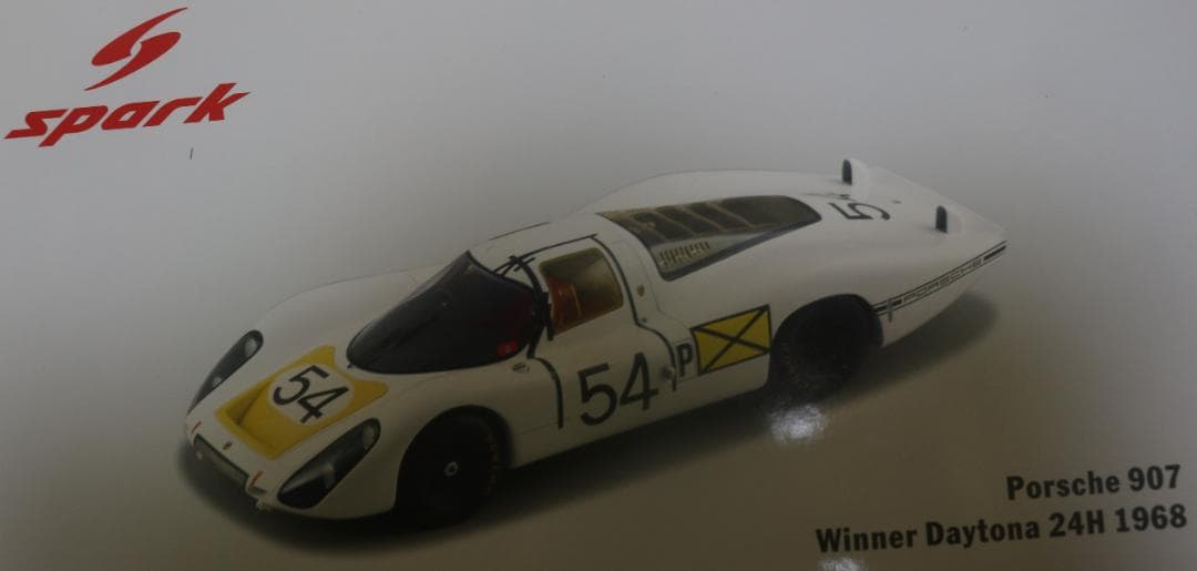 超貴重スパーク製　ポルシェ９０７Ｌ　1／１８　１９６８デイトナ２４Ｈ優勝車仕様