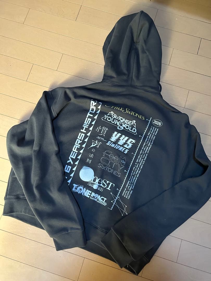 SixTONES パーカー - メルカリ