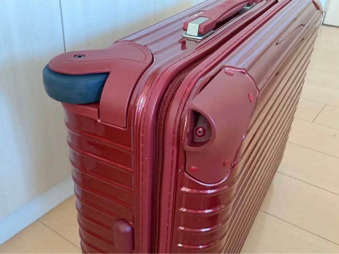 新品 未使用 廃盤リモワ サルサ 2輪 TSAオリエンタル レッド 33L