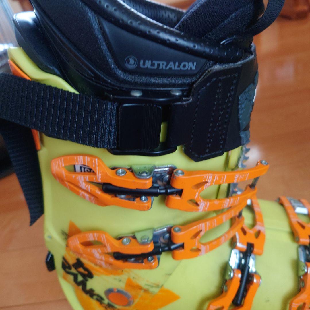 Fischer スキーブーツ 26.5cm イエロー