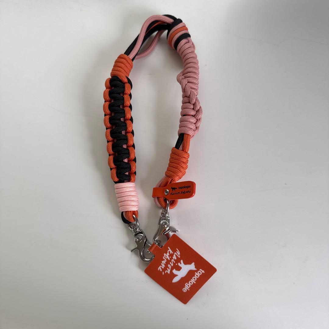 TOPOLOGIE✖️MAISON KITSUNE ストラップ、ストラップホルダー - メルカリ