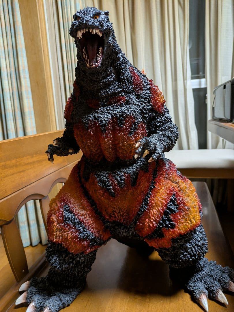 バ-ニングゴジラ特大50センチ要引き取り