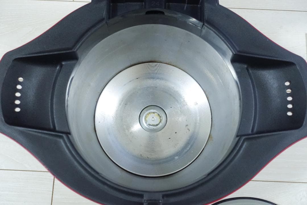 ヘルシオ ホットクック（SHARP KN-HW24F-R）2.4L レッド