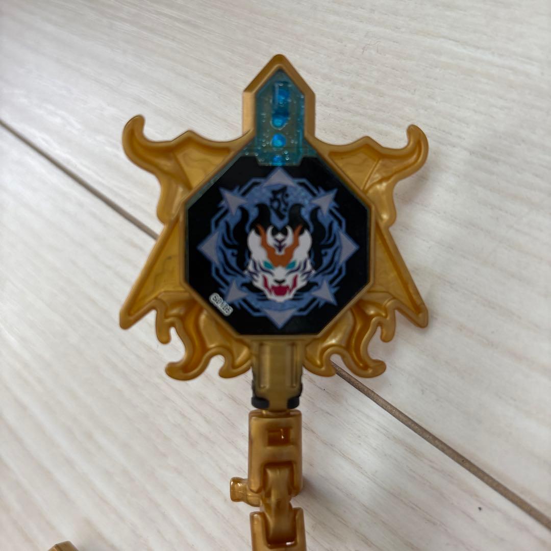 DX妖怪ウォッチオーガ　妖聖剣8本 闇閻魔アギト