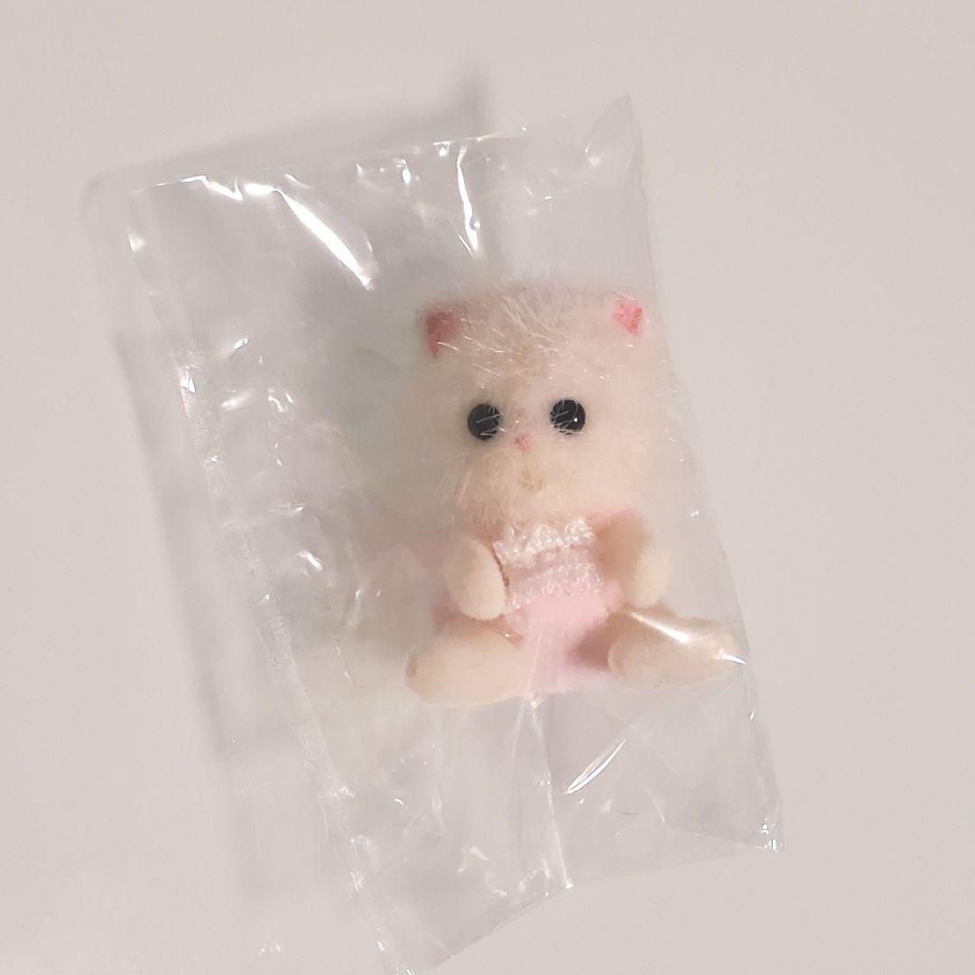 海外版 uk 青目 シルバニア ペルシャネコの赤ちゃん 猫 旧式 廃盤品