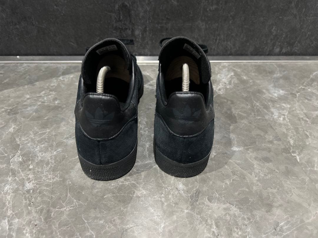 靴 adidas gazelle 26.5cm