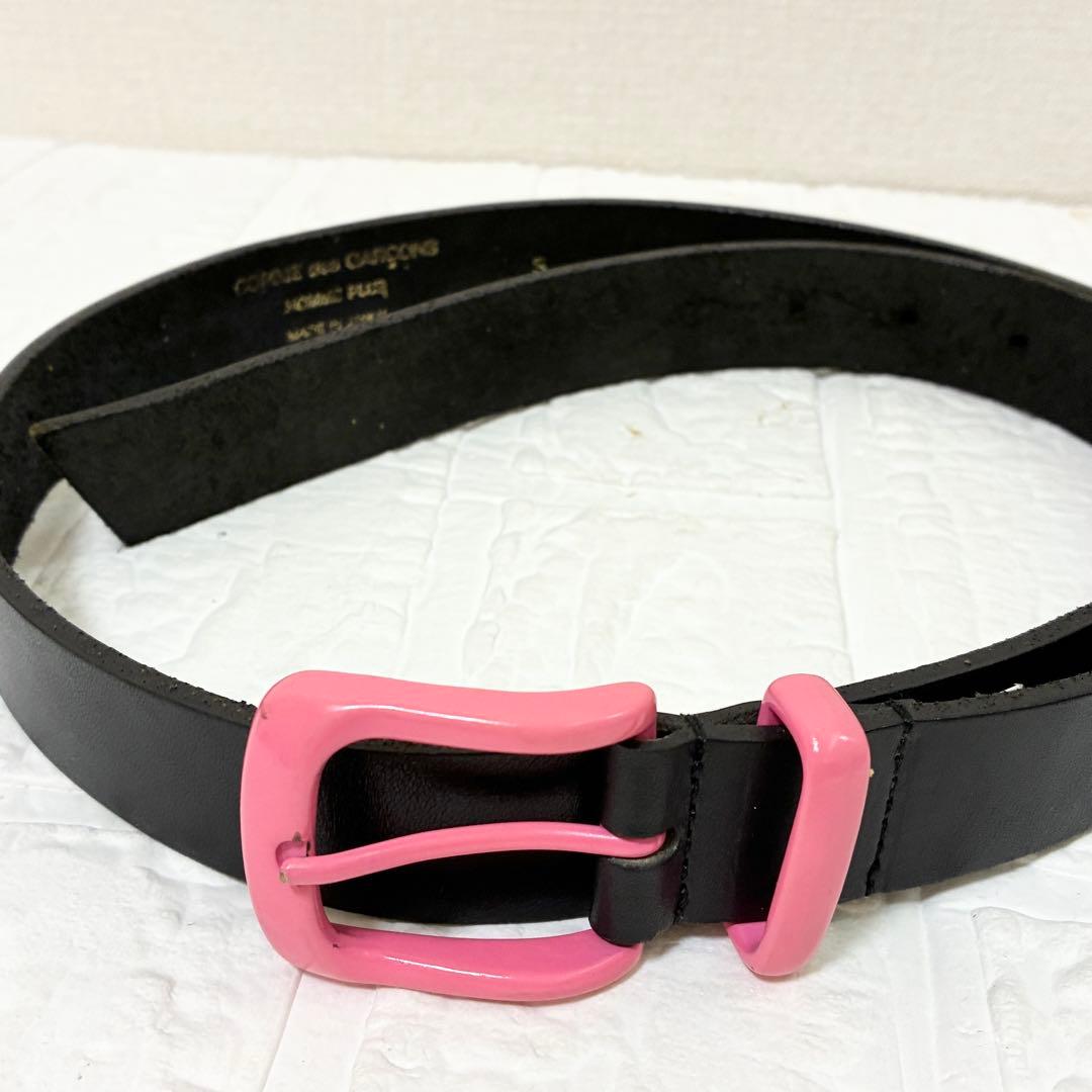 コムデギャルソンオムプリュス ショーアイテムベルトピンク　ブラック　S 川久保玲がコム デ ギャルソン・オム プリュスに込めた「ほんの少しの