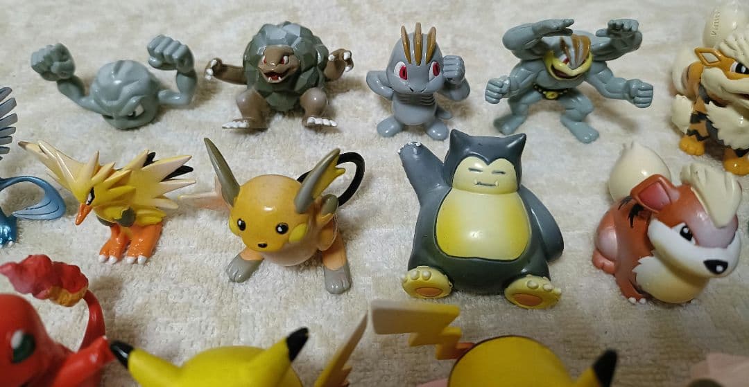 ポケモン　モンコレ　初期　６２体+付属品７