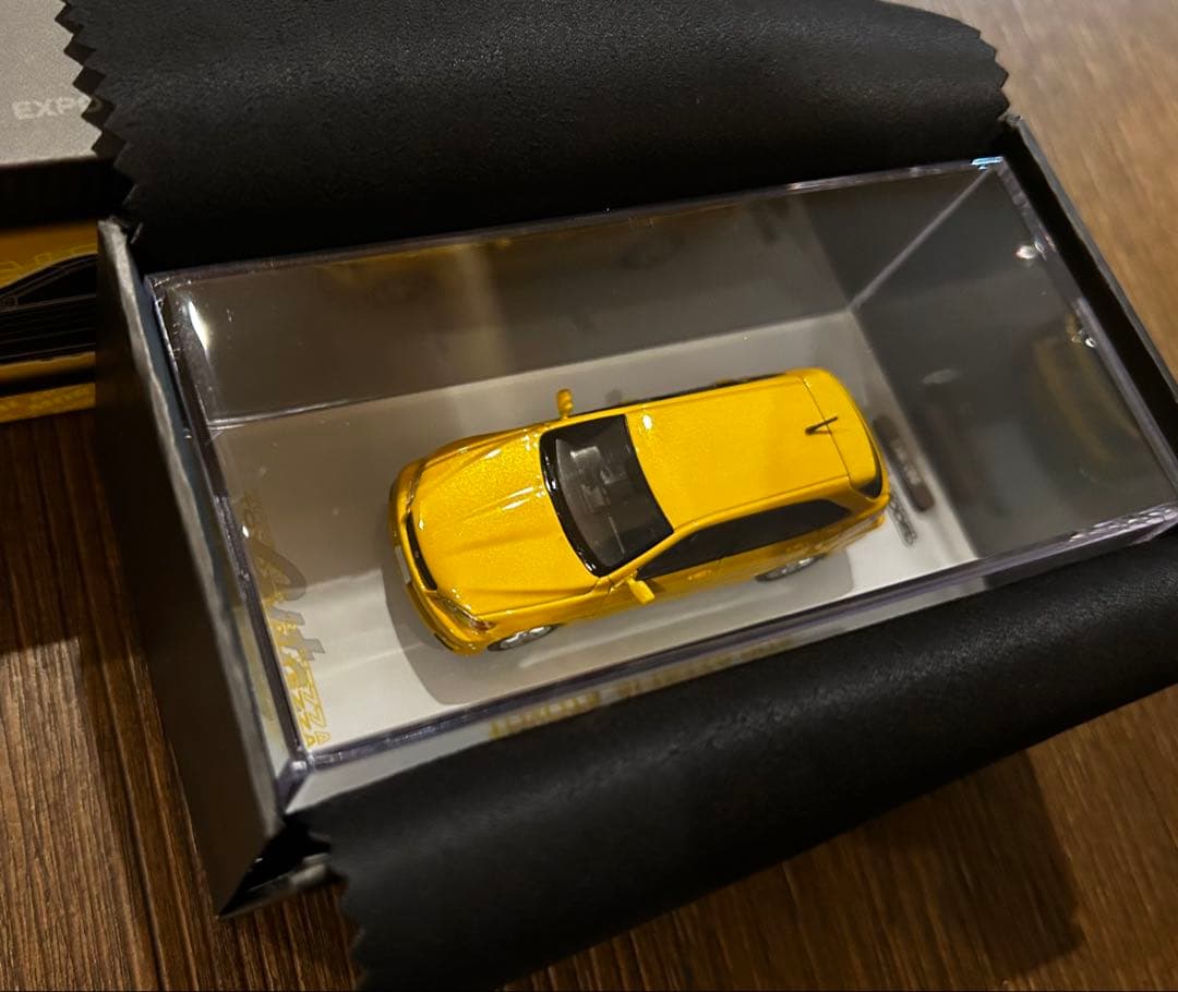 MORTAL 1/64 ALTEZZA GITA アルテッツァ ジータ イエロー