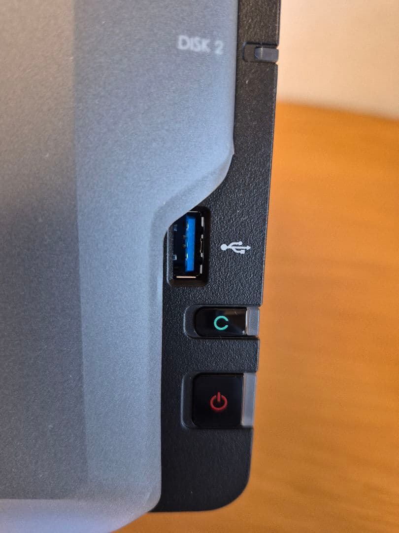 Synology DS225+ NAS 【ほぼ新品 付属品完備 】 - メルカリ