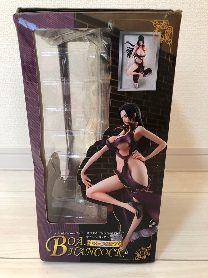 ワンピースフィギュアセット売り BOA HANCOCK Ver.WHITE
