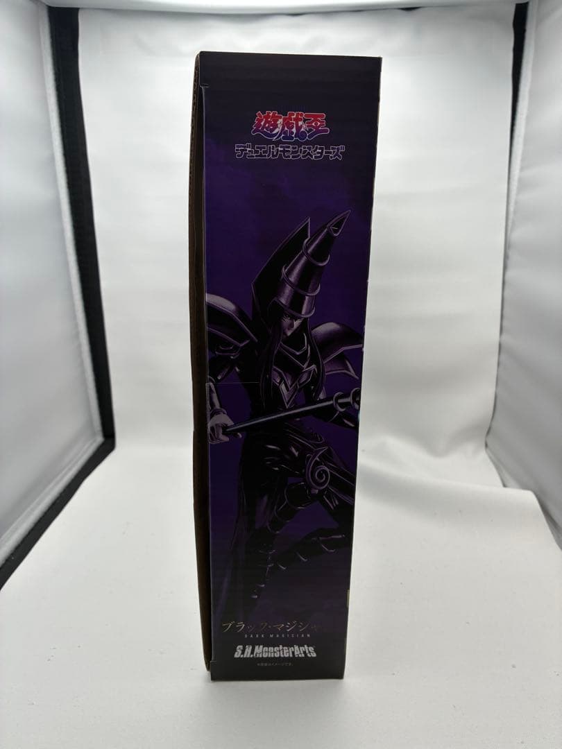 S.H.MonsterArts ブラック・マジシャン