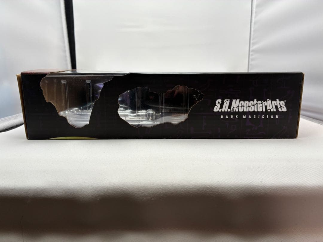 S.H.MonsterArts ブラック・マジシャン