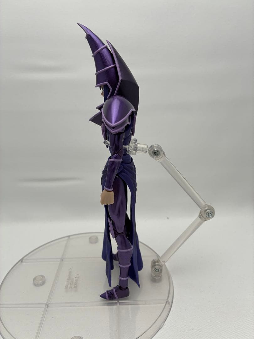 S.H.MonsterArts ブラック・マジシャン