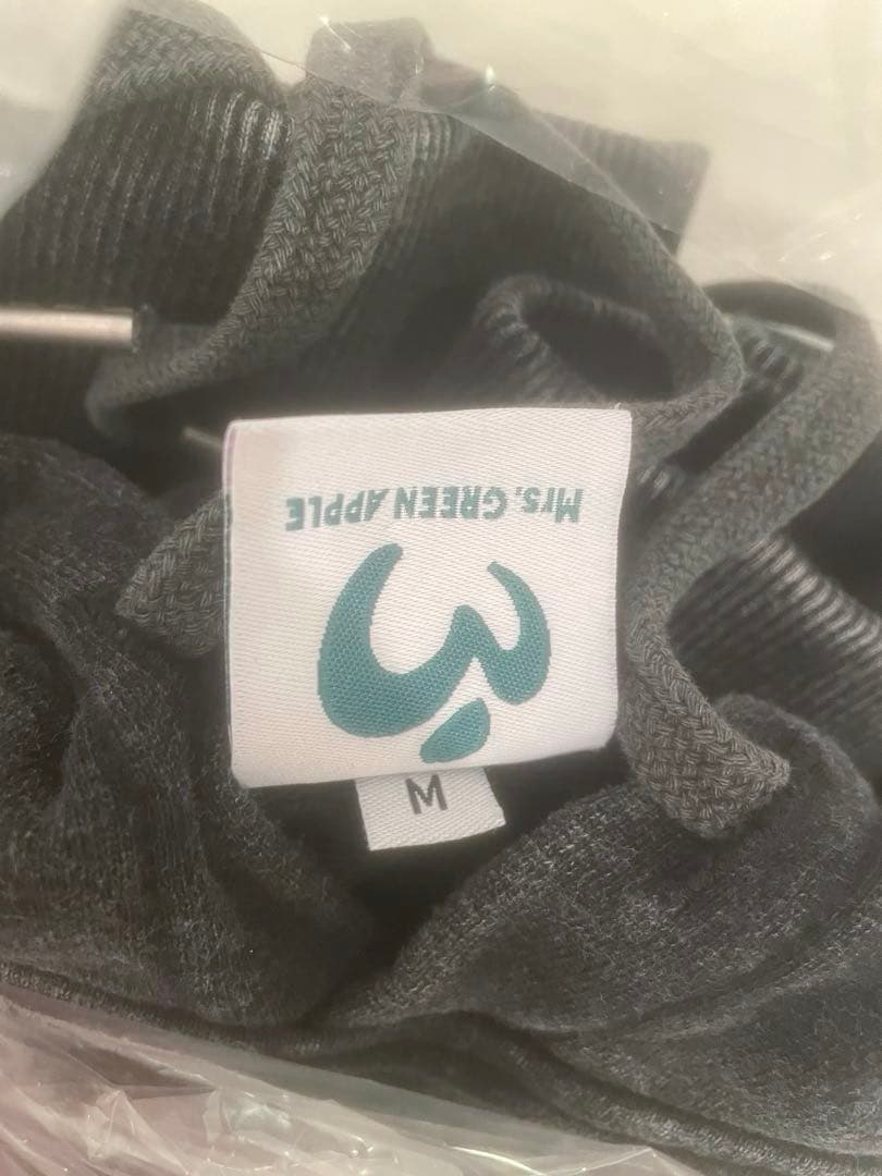 【M】ミセスグリーンアップルバベルの塔フーディー