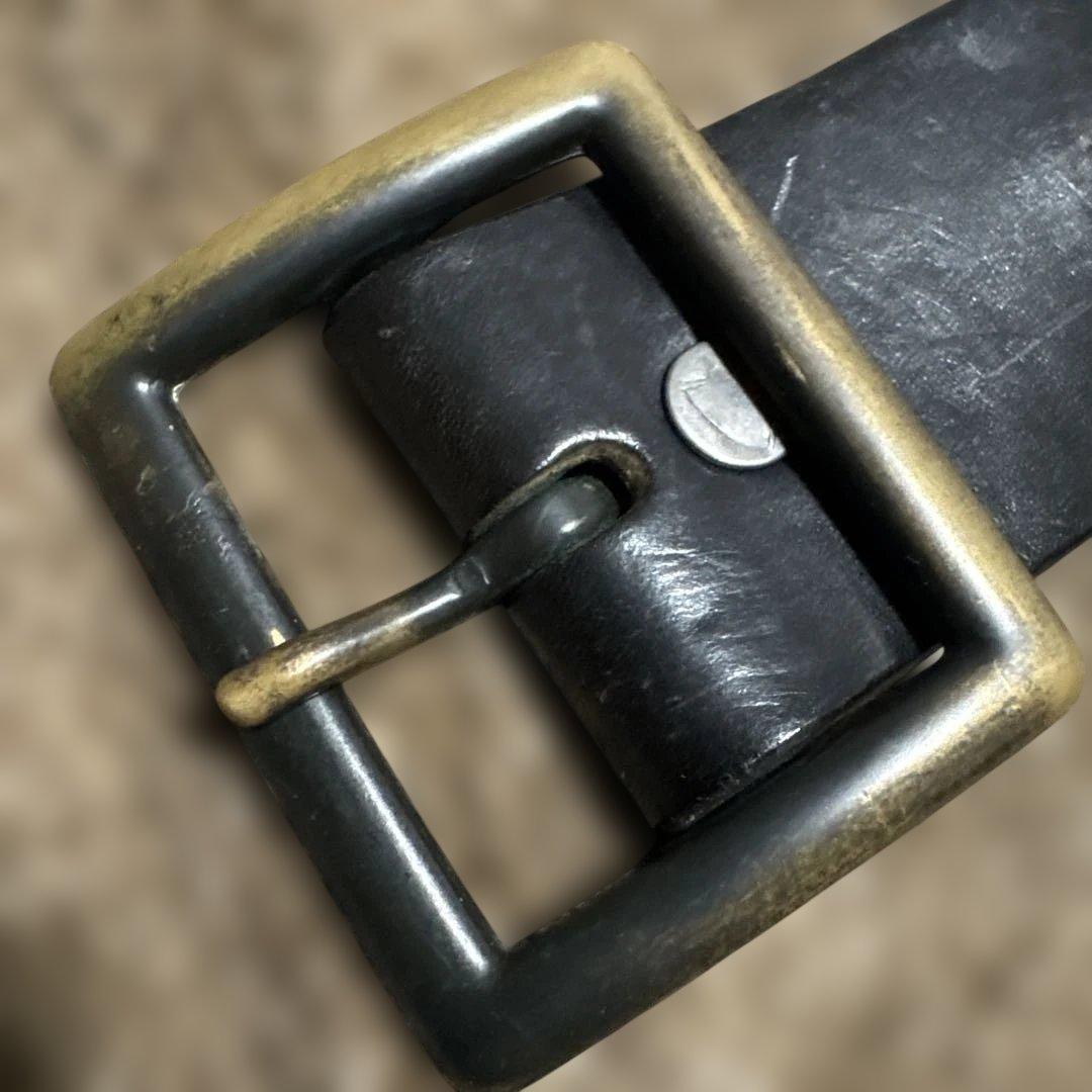 HTC ピーナッツ スティングレイ レザースタッズベルト ブラック ブラス