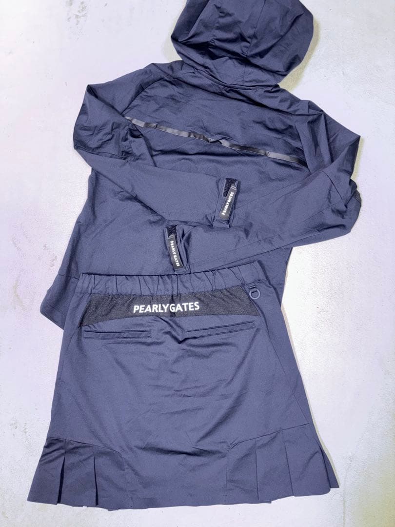 美品）パーリーゲイツ 、高機能TEXBRID素材、セットアップ、黒色