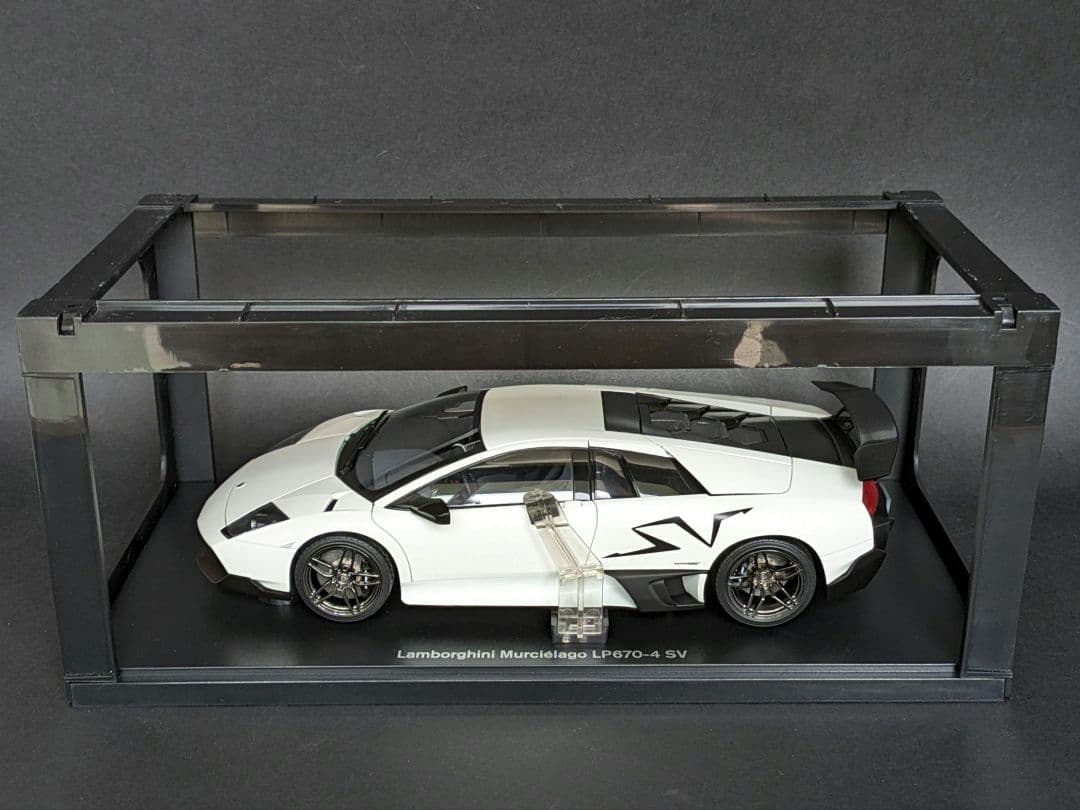オートアート 1/18 ランボルギーニ ムルシエラゴ LP670-4 SV - メルカリ