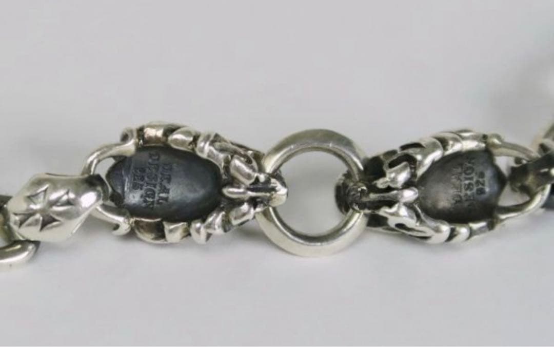 ディールデザイン　ブレスレット　ブレスレッド　バングル