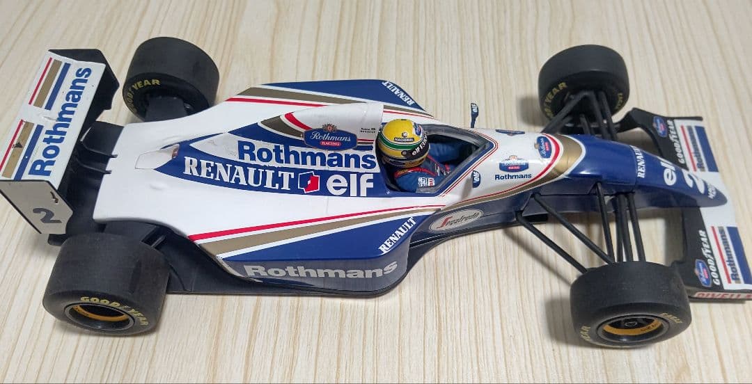 PMA ミニチャンプス ロスマンズ アイルトン・セナ 1/18 FW16 中古品