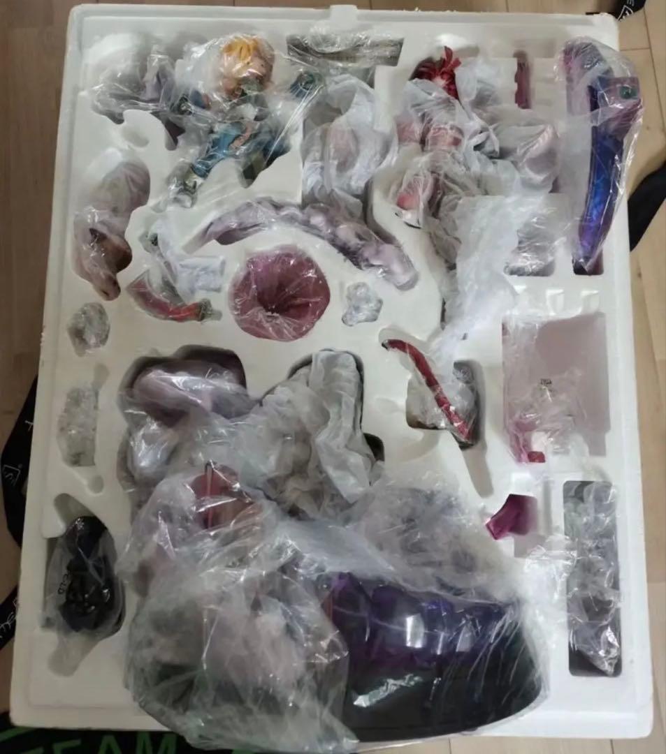 ファイナルファンタジーIXTsumeジタン vs クジャ スタチュー