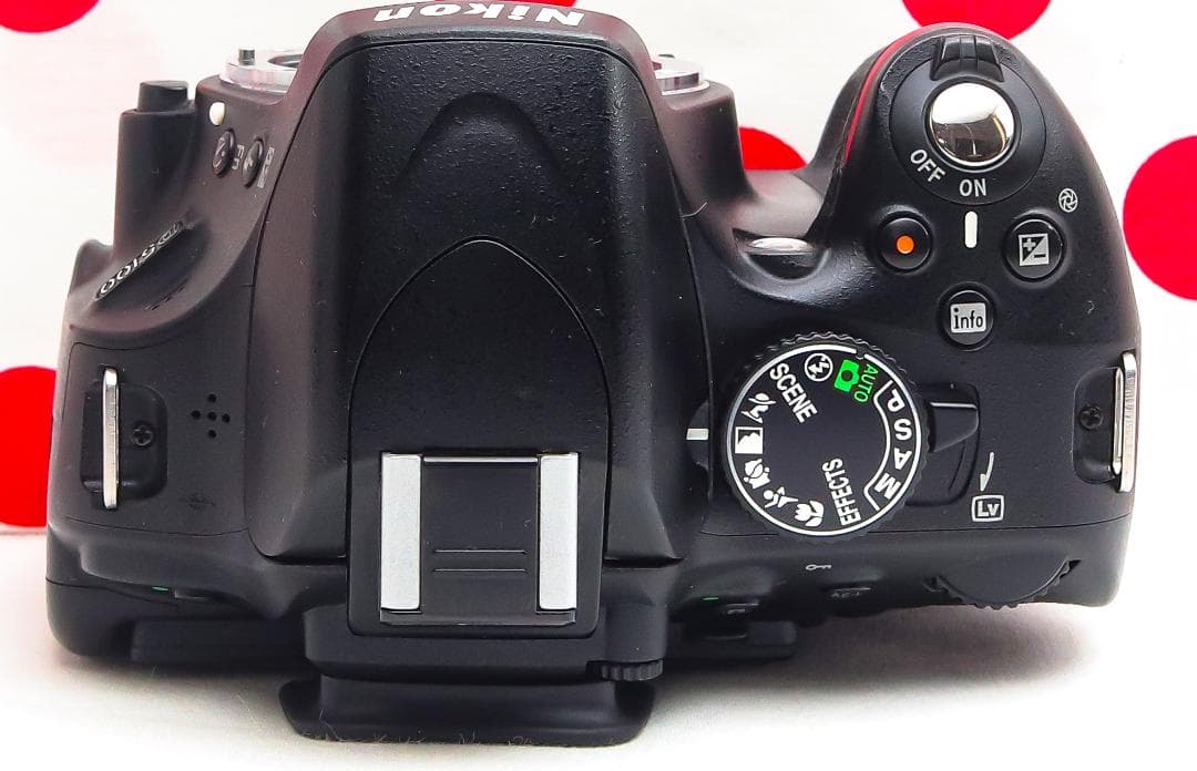 Nikon D5100❤スマホに転送できる！❤自撮り＆動画撮影可❤ダブル