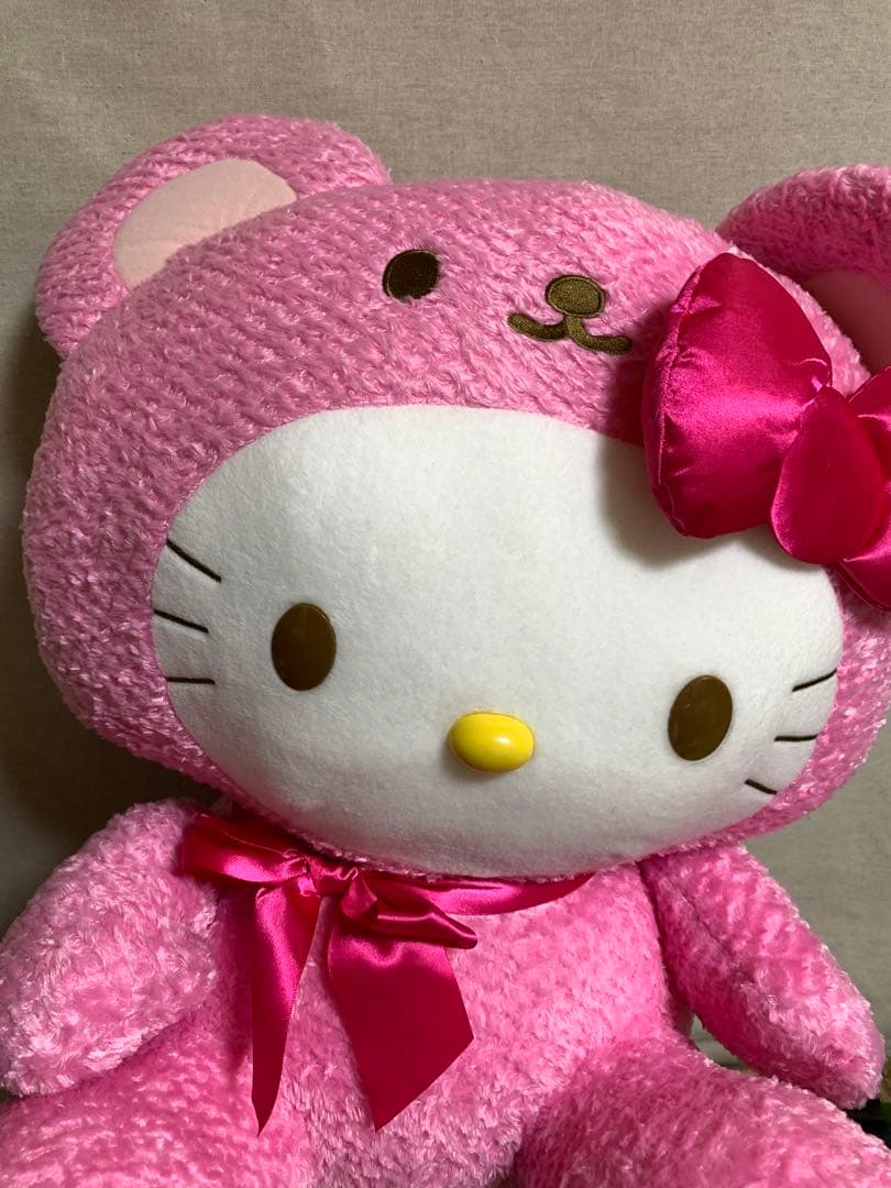 激レア　ハローキティ　特大ピンクぬいぐるみ