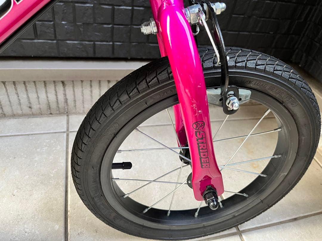 美品】ストライダー 14X フューシャピンク - メルカリ