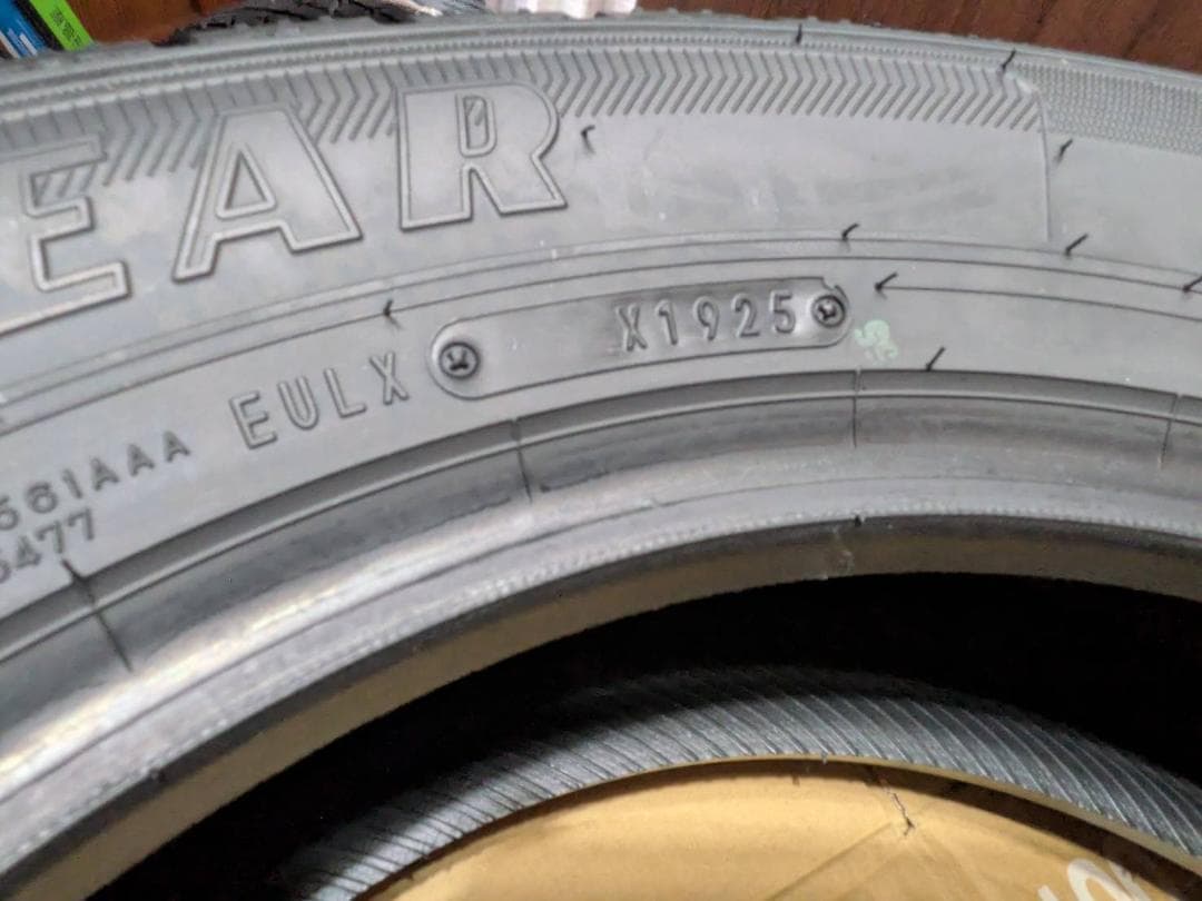 未使用【2025年製】グッドイヤー アイスナビ7 185/65R15 《送料込》