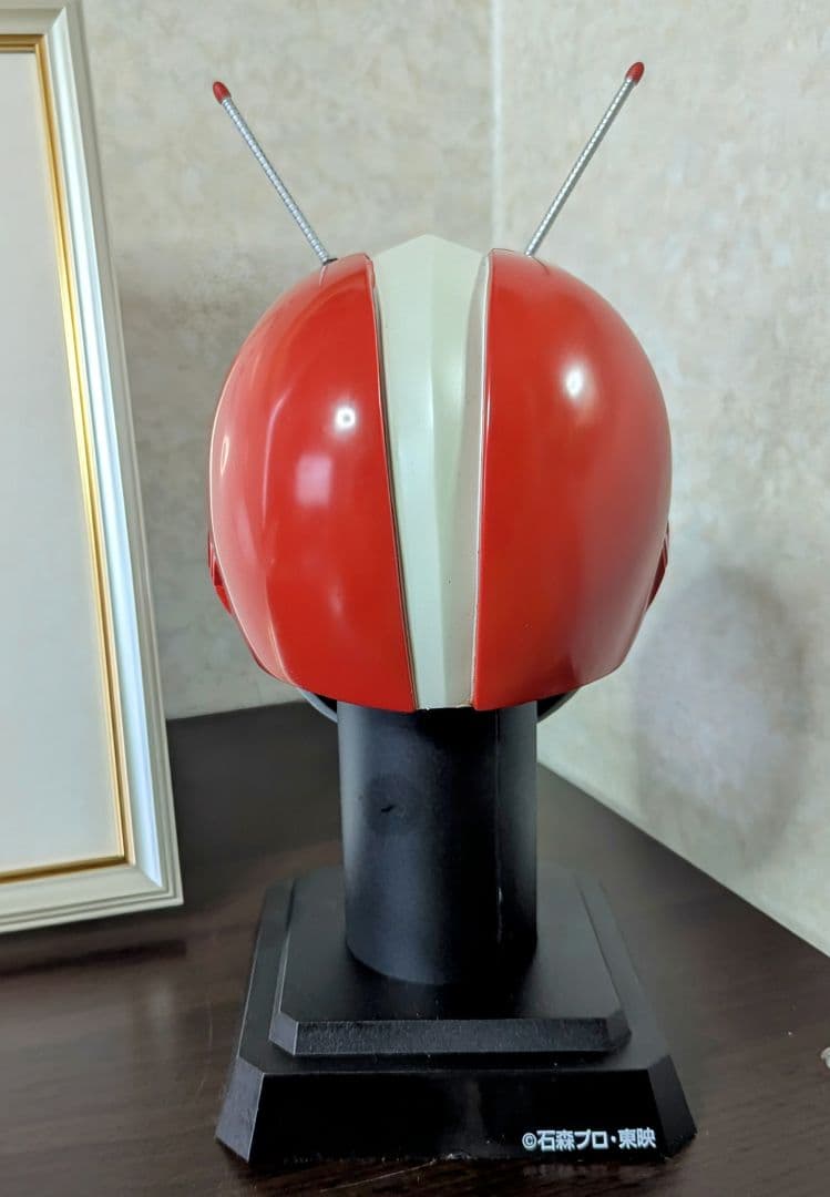 仮面ライダーV3マスク　宮内洋直筆サイン