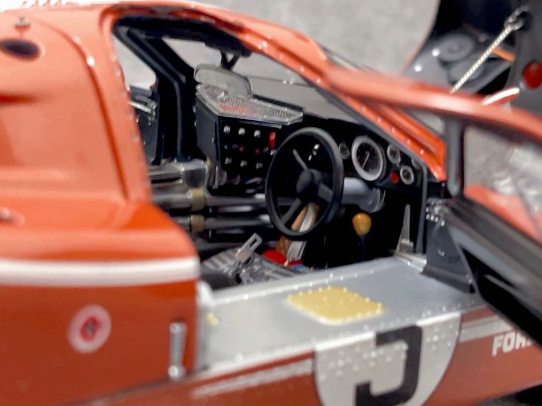 tomoni.Vship　エグゾト 1/18 フォード GT40