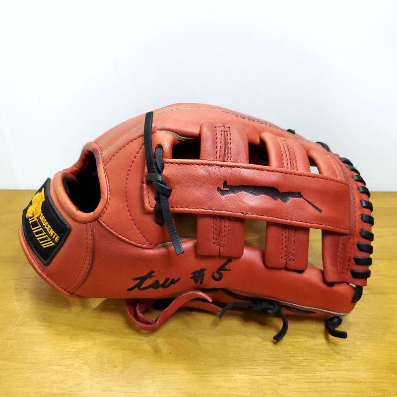 デサント 日本製 新庄剛志モデル 限定品 シルエット刻印 外野用 軟式