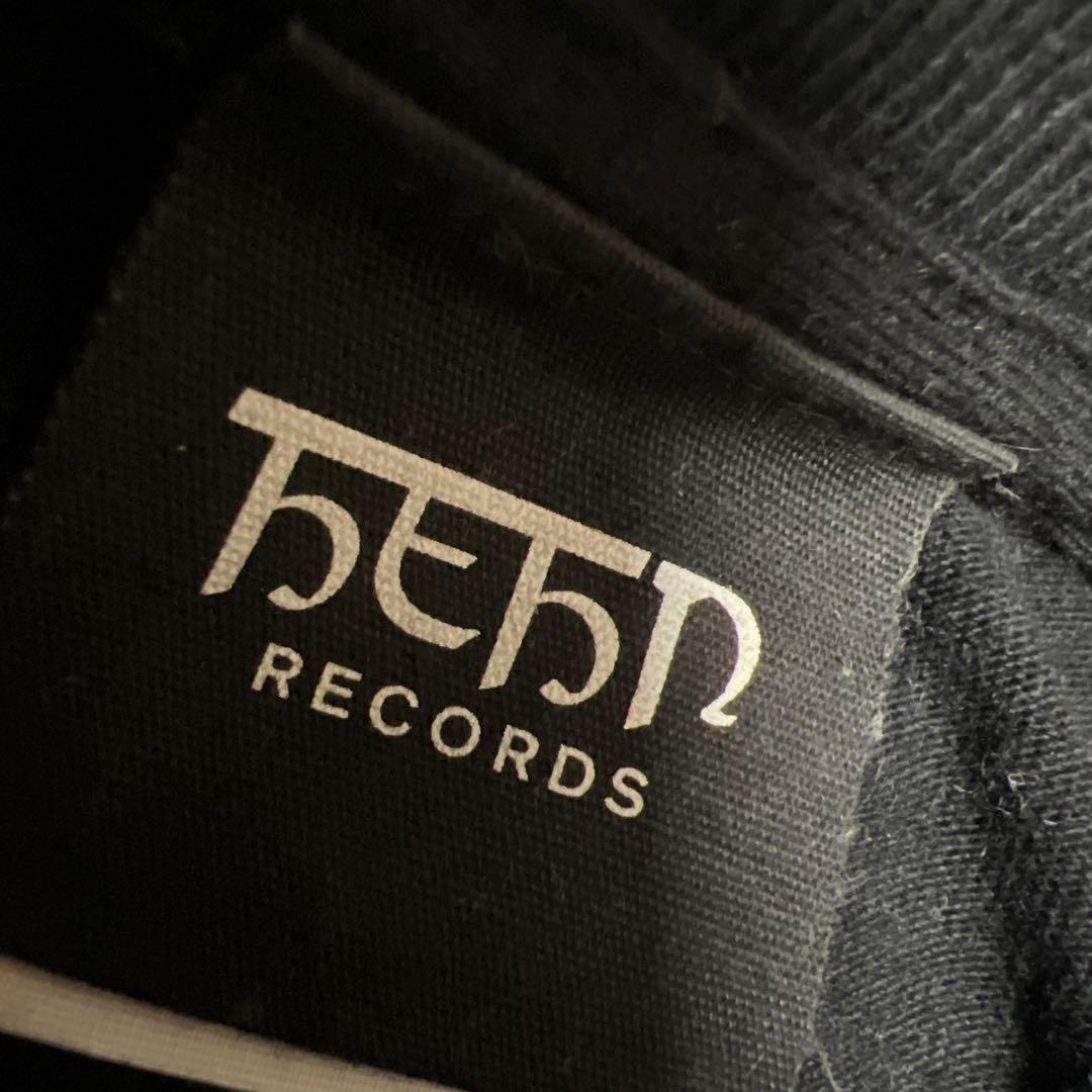 藤井風　燃えよTシャツ