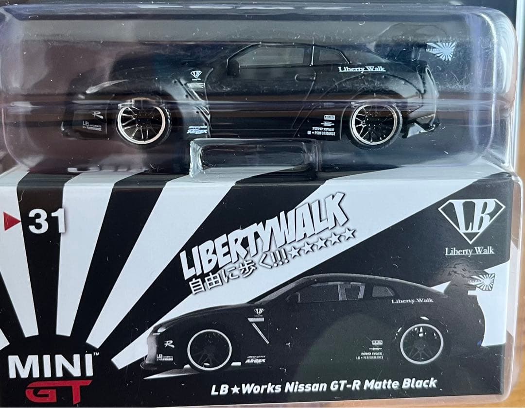 MINI GT 31 LB Works NISSAN GT-R R35 MB - メルカリ