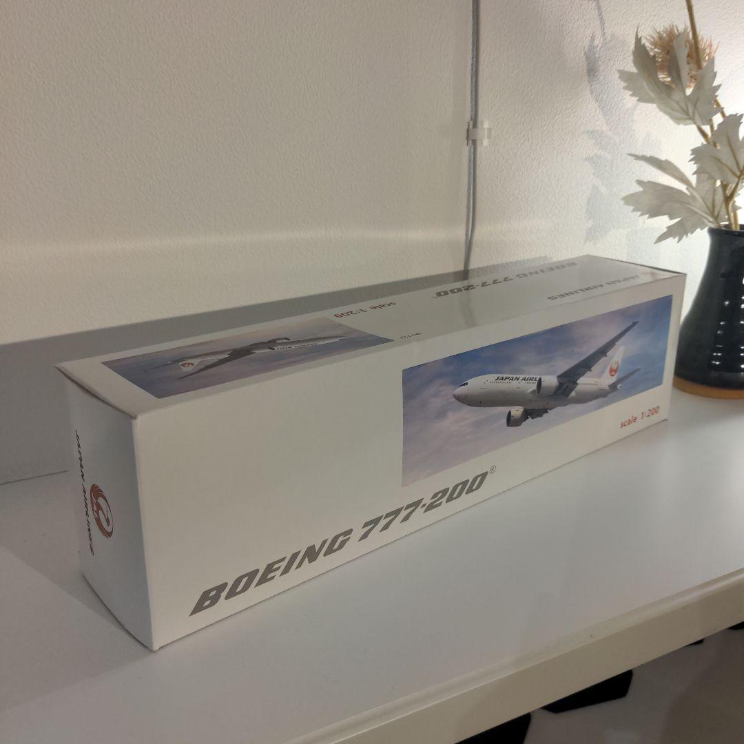 Boeing 777-200 日本航空 JAL 付属品全てあり模型 1:200 ボーイング 777-200 JAL (プラモデル) - ホビーサーチ ミリタリープラモ