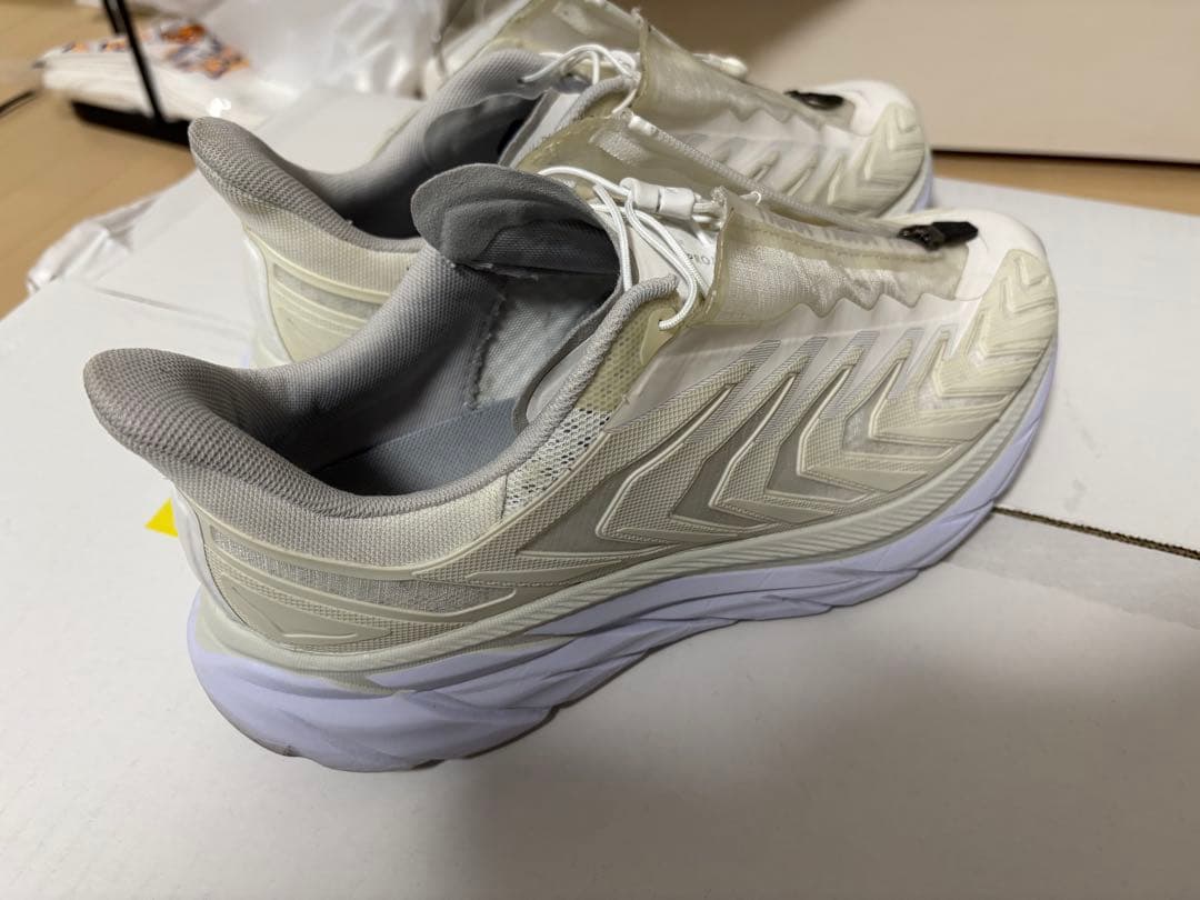 靴 HOKA ONEONE project clifton 27.0cm
