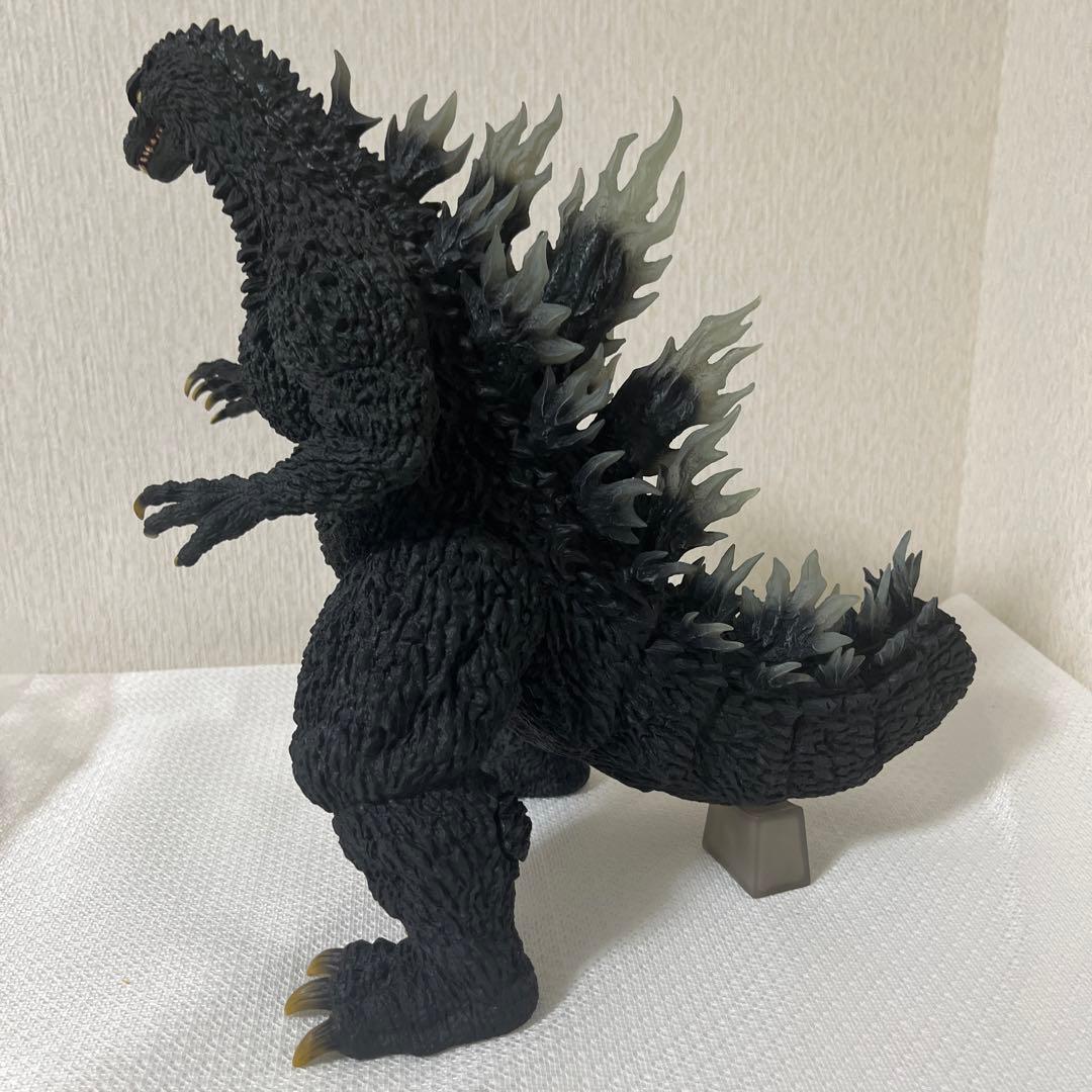 ゴジラ　フィギュア　ゴジラ2002 嵐の中の攻防　酒井ゆうじ造形コレクション