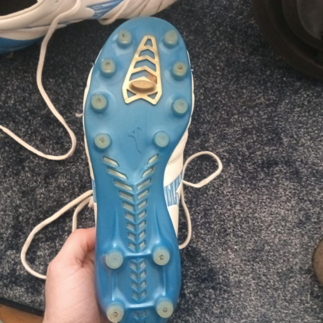 ミズノ サッカースパイク MZ モナ3EL I TEWI-BL ホワイト - メルカリ