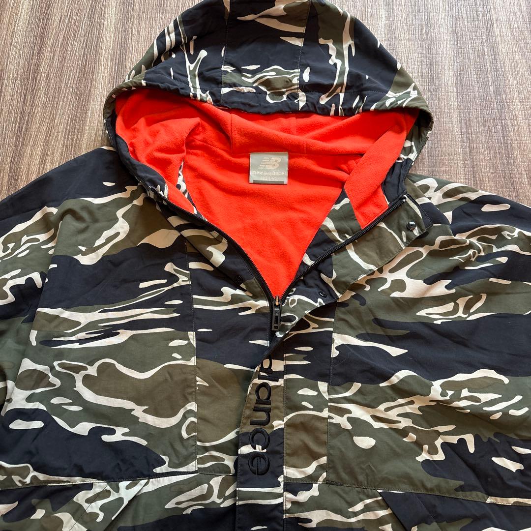 New Balance 迷彩柄 ナイロンジャケット - メルカリ