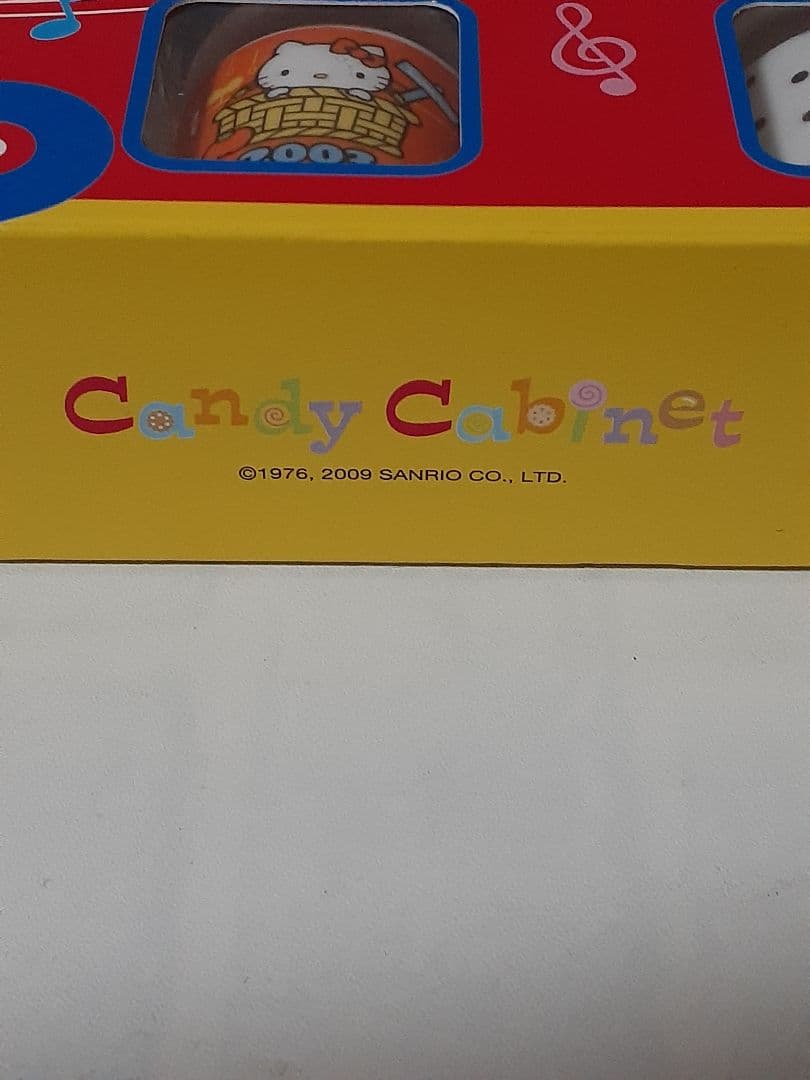 ハローキティ35周年記念　ミニチュアマグカップ