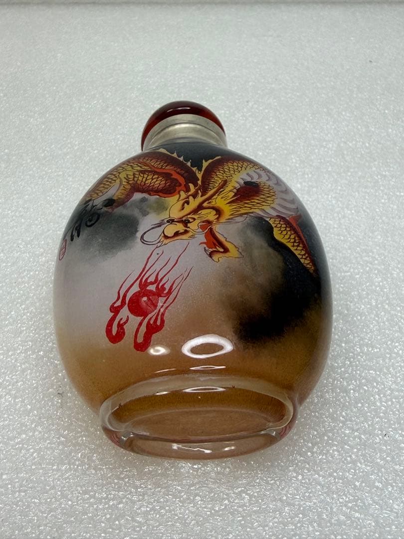 內繪鼻煙壺「龍」中国美術品 贈り物 プレゼント 人気 置物 御守り
