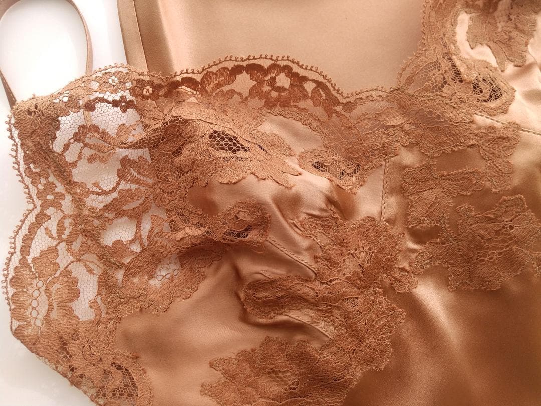 専用《マルジョレーヌ》Marjolaine　シルクスリップ　FR38 ②