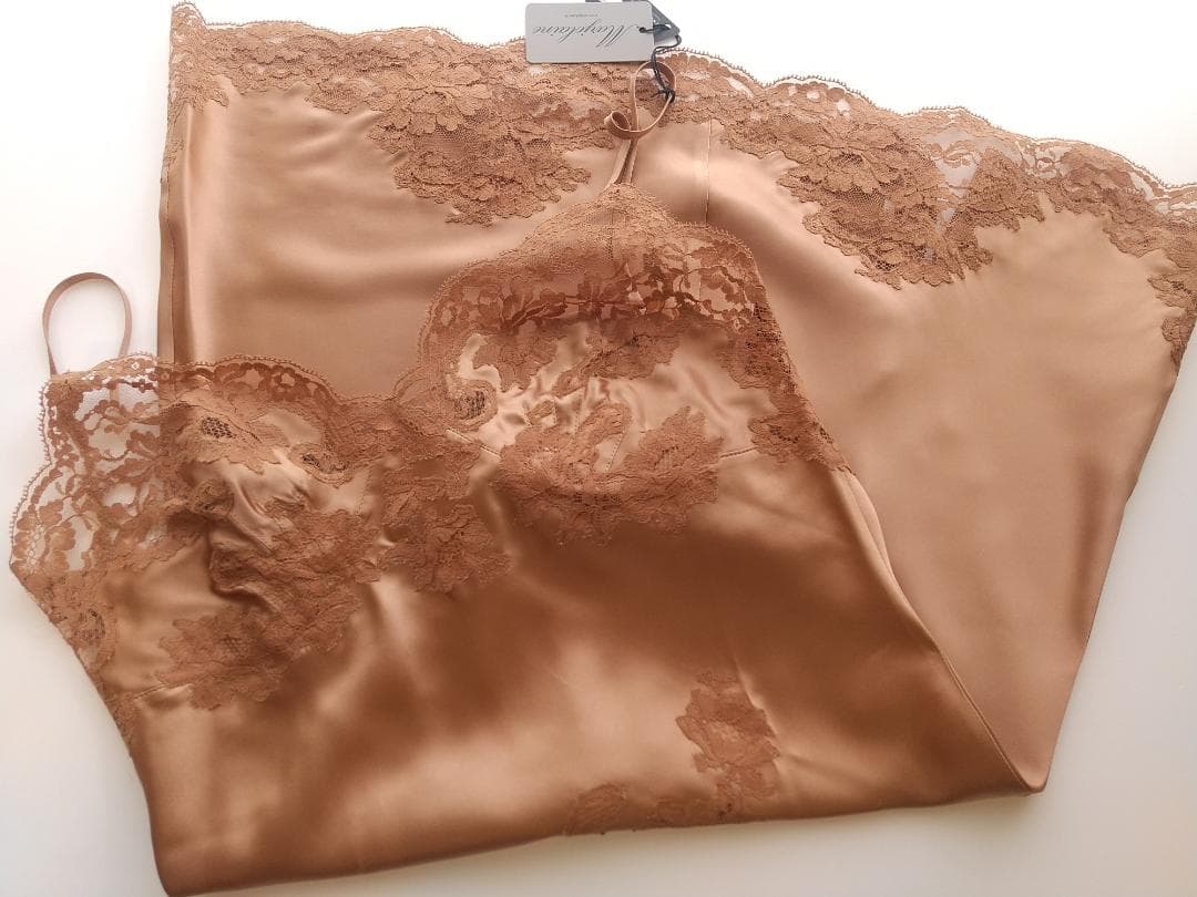 専用《マルジョレーヌ》Marjolaine　シルクスリップ　FR38 ②