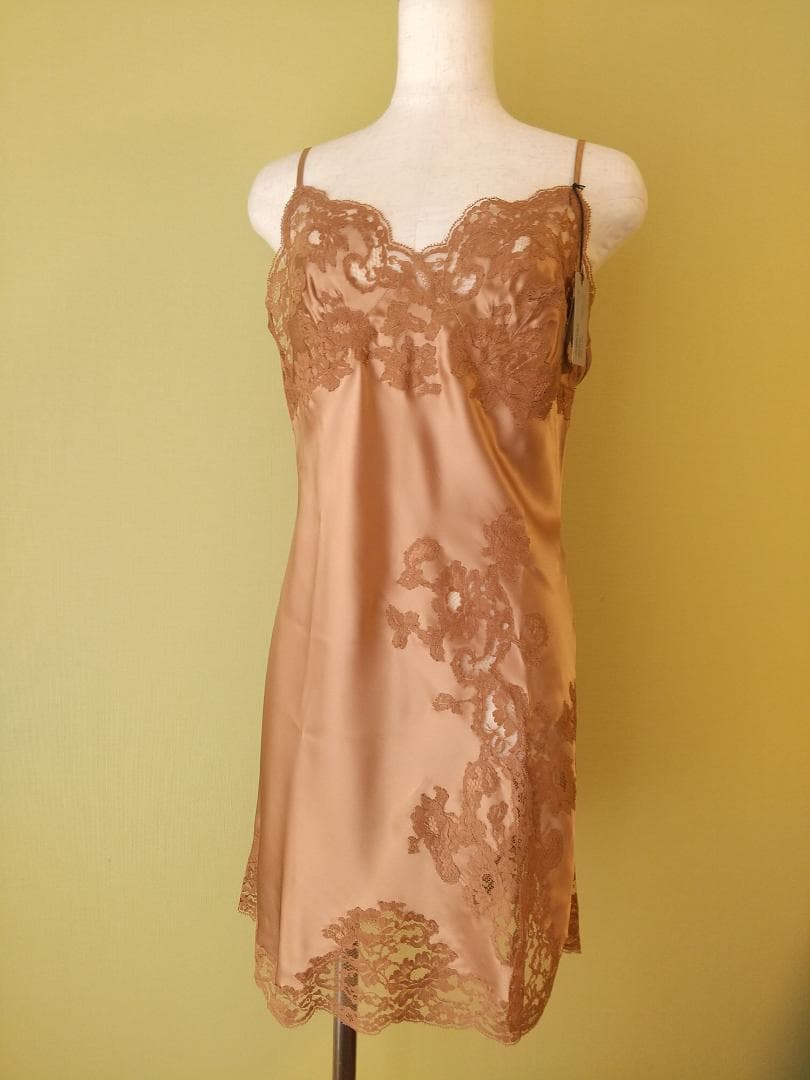 専用《マルジョレーヌ》Marjolaine　シルクスリップ　FR38 ②